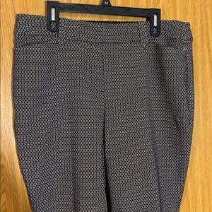 Maurices Black and White Pull on Pants